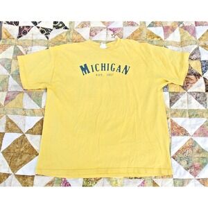 Vintage Y2k Michigan Wolverines T-shirt Mens XL/2XL Yellow NCAA Football College
